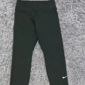 Like new Nike 7/8 leggings